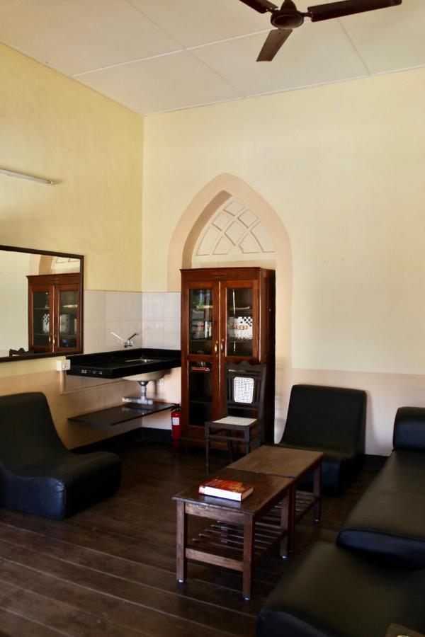 Royal Phoenix Inn Panaji Eksteriør bilde