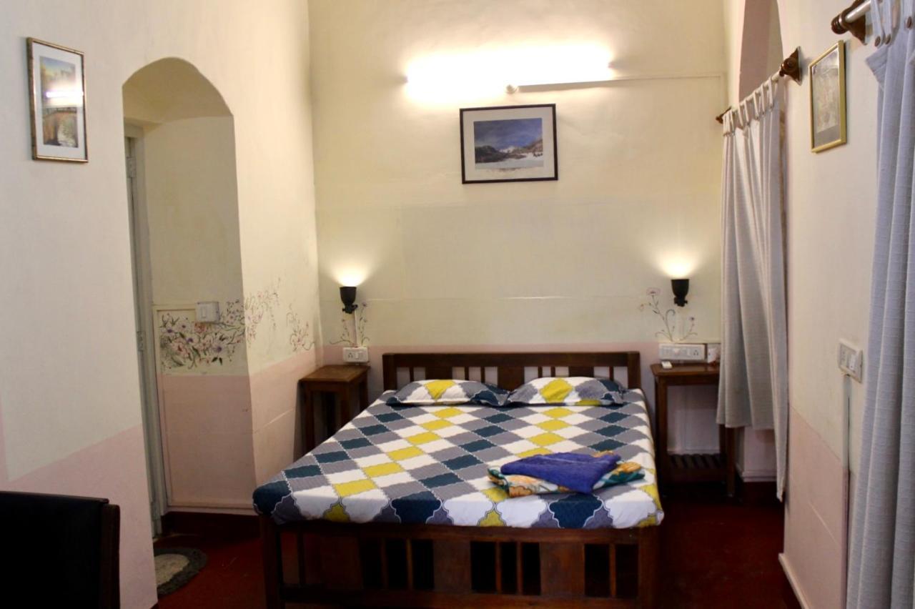 Royal Phoenix Inn Panaji Eksteriør bilde